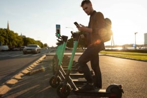 Warsaw: Bolt Tourist passes for e-scooters