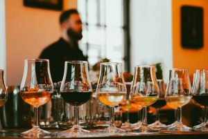 Warsaw: 'Cheers on Wheels' Vodka Tasting Tour by Retro Bus