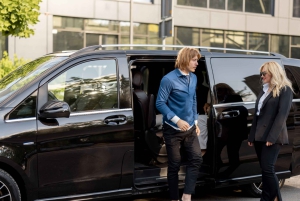 Warszawa: Lotnisko Chopina (WAW) Prywatny transfer (1-20 PAX)