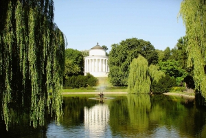 Warsaw City Full-Day Private Panoramic Car & Walking Tour