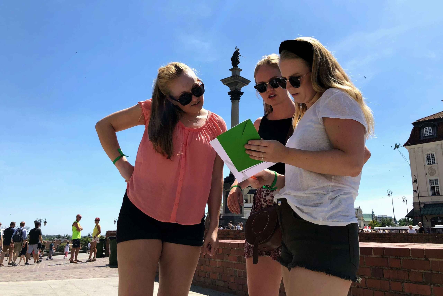 ワルシャワ：シティゲーム – 有名なポーランドの英雄たちを発見しましょう