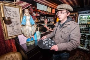 Varsovie : Soirée historique et visite des pubs en minibus rétro