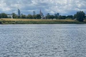 Warsaw: Exciting 90 min Speedboat Tour on the Wild River