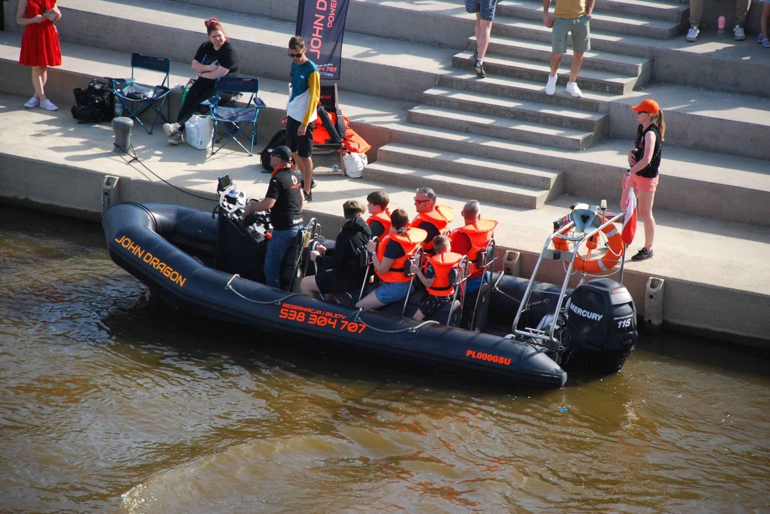 Warsaw: Explore the Vistula on Its Longest Speedboat Route