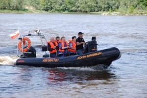 Warschau: verken de Vistula op de langste speedbootroute
