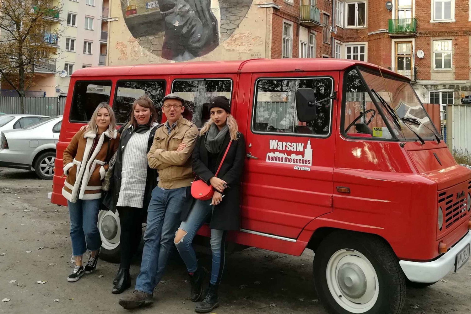 Warsaw: Food Tour on Retro Minibus with Transfer