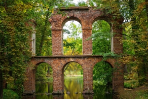 Warsaw: Full-Day Outskirts Private Tour