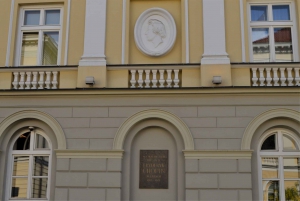 Warsaw: Guided Frederic Chopin Tour with Concert