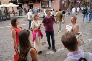 ワルシャワ：プライベート・ショパン・コンサート付きガイド付きウォーキングツアー