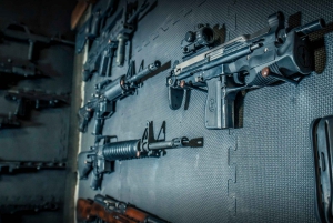 Warszawa: Gun Shooting Experience med overførsler