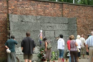 Varsovie : Voyage d'une journée à Cracovie et Auschwitz-Birkenau