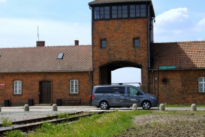Warsaw: Kraków and Auschwitz-Birkenau Full-Day Trip
