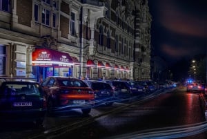 Warsaw: Live Show and Dinner for Two with Champagne