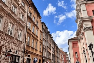 Warsaw: Love Stories & Romance Private Walking Tour