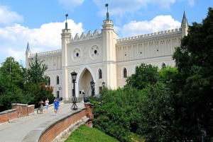 Warsaw: Majdanek Concentration Camp & Lublin Guided Day Tour