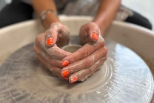 Warsaw: Pottery Wheel Workshop with Instructor
