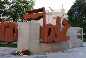 ワルシャワ：車での送迎付き3時間プライベート観光ツアー