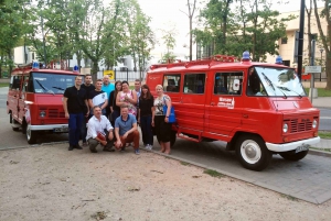 Varsova: Van: Yksityinen 3-tuntinen kiertoajelu kommunistisella pakettiautolla