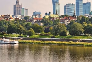 Tour privado en bicicleta por Varsovia con almuerzo: Real, Casco Antiguo, Łazienki