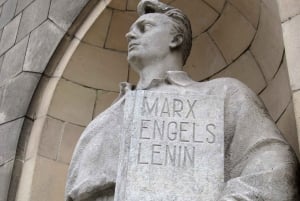 Warszawa: Privat kommunisme-tur med afhentning på hotel