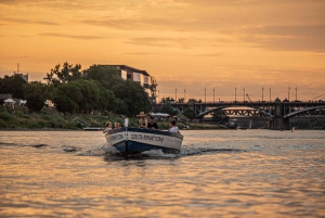 Warsaw: Private Cruise on a wooden boat - max. 12 pax