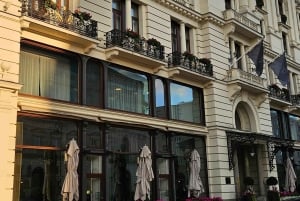 Warsaw: Private Guided Tour with Unique Drone