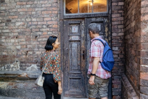 Warsaw: Private Praga District & Hidden Gems Walking Tour
