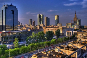 Varsovan yksityinen kiertoajelu Krakovasta kuljetuksen ja oppaan kanssa