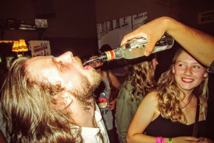 Warsaw: Pub Crawl with 1-Hour Unlimited Drinks