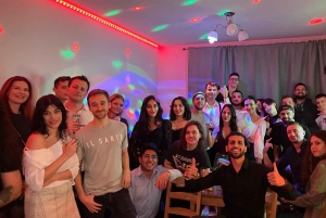 Varsóvia: Pub Crawl com bebidas, descontos, jogos e entrada VIP