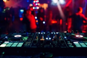 Warszawa: Wstęp bez kolejki do klubu Room 13 + powitalny shot