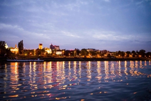 Варшава: круиз по Висле на закате — атмосфера 80-х, музыка и просекко