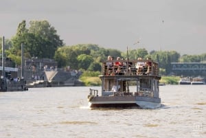 Warsaw: Traditional Galar Cruise on The Vistula River