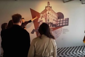 Warsaw: Wedel Chocolate Factory Museum Guided Tour & Tasting
