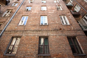 Warsaw: WWII Private Tour by Retro Minibus