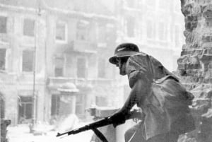 World War 2 in Warsaw walking tour in English