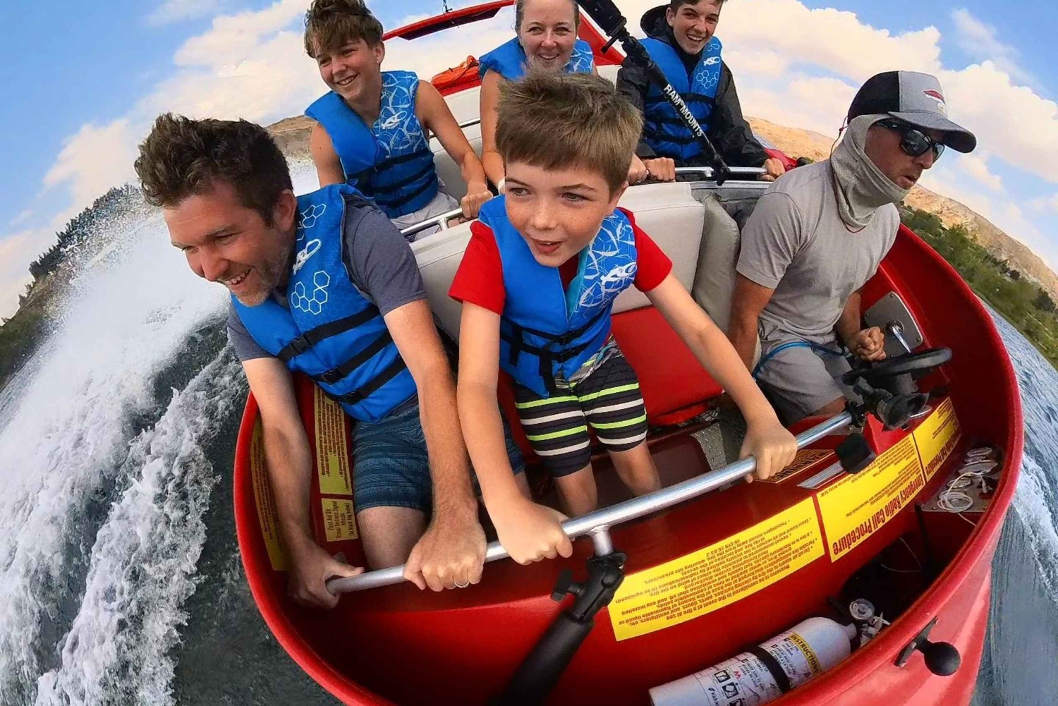 Passeio de barco de aventura de 15 milhas