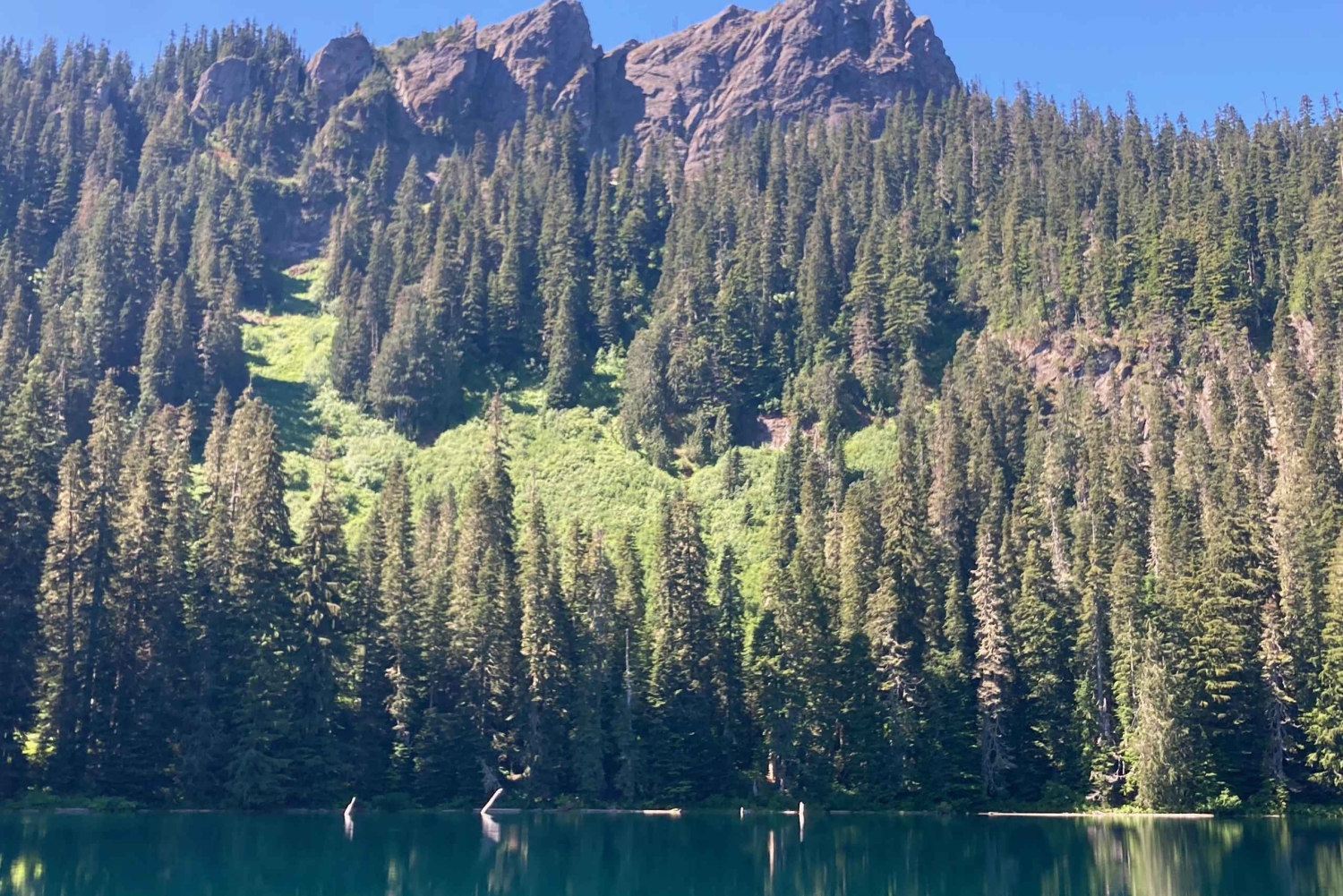 Поход к альпийским озерам в национальном лесу Гиффорд-Пинчот