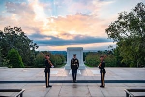 Cimetière d'Arlington : La relève de la garde et la tombe de JFK
