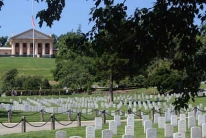 Cimetière d'Arlington : La relève de la garde et la tombe de JFK