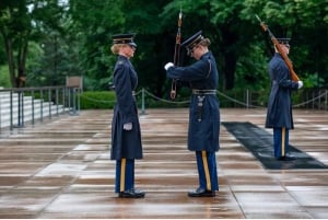 Cimetière d'Arlington : La relève de la garde et la tombe de JFK