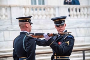 Cimetière d'Arlington : La relève de la garde et la tombe de JFK