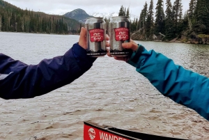 Bend: Półdniowa wycieczka kajakiem Brews & Views po jeziorach Cascade Lakes