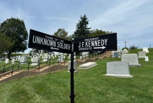 DC: Arlington Cemetery Guided Tour and Changing of the Guard