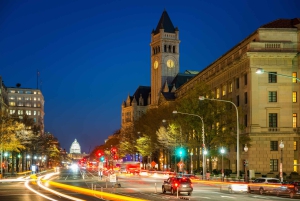 DC: Visita a los Monumentos y Conmemoraciones al atardecer en autobús descapotable