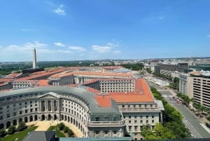 DC: Kansallisarkisto ilman jonotusta ja OPO Tower -opastettu kierros