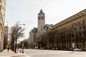 DC: Kansallisarkisto ilman jonotusta ja OPO Tower -opastettu kierros