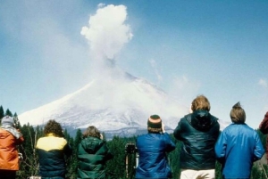 Von Portland aus: Erkunde Mt. Saint Helen in einer kleinen Gruppe