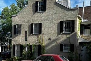 DC: Georgetownin historia- ja arkkitehtuurikierros paikallisen oppaan kanssa