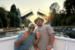 Seattle: Lake Union Happy Hour Cruise